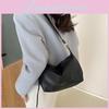 Stylish Black Pu Small Square Bag For Women With Minimalist Design And Casual Charm