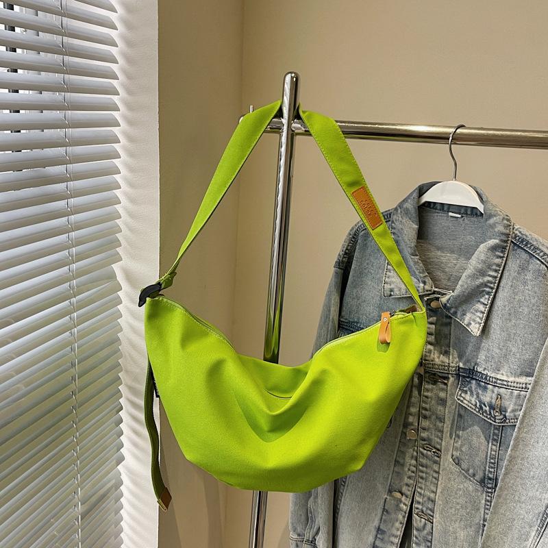 Canvas bag women's large capacity 2025 new autumn fashion lazy style one-shoulder crossbody bag casual commuter dumpling bag