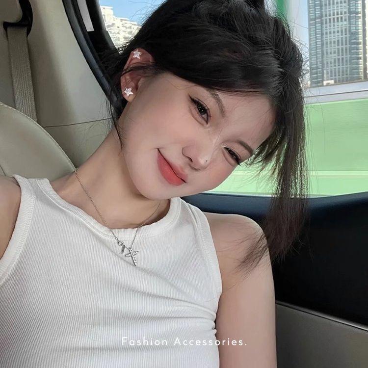 Boucles d'oreilles à boucle d'oreille Millennium Spice Girl Étoile Diamant Marée Personnalité Boucles d'oreilles à clous Boucles d'oreilles de niche