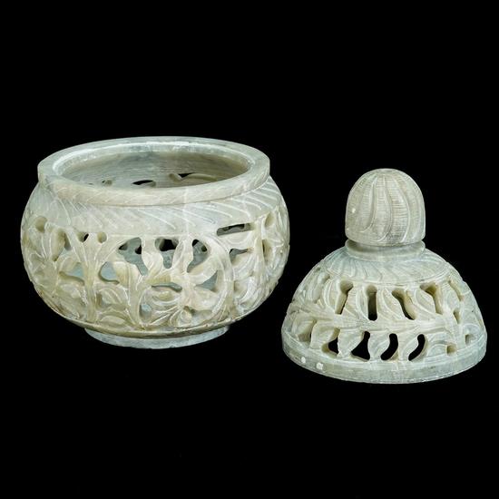 Crocon Soap Stone Leaf Design Stone Style Tea Light Holder for Home Office & Table Decorative Gift Set Size : (7.5 X 7.5 X 10.5)