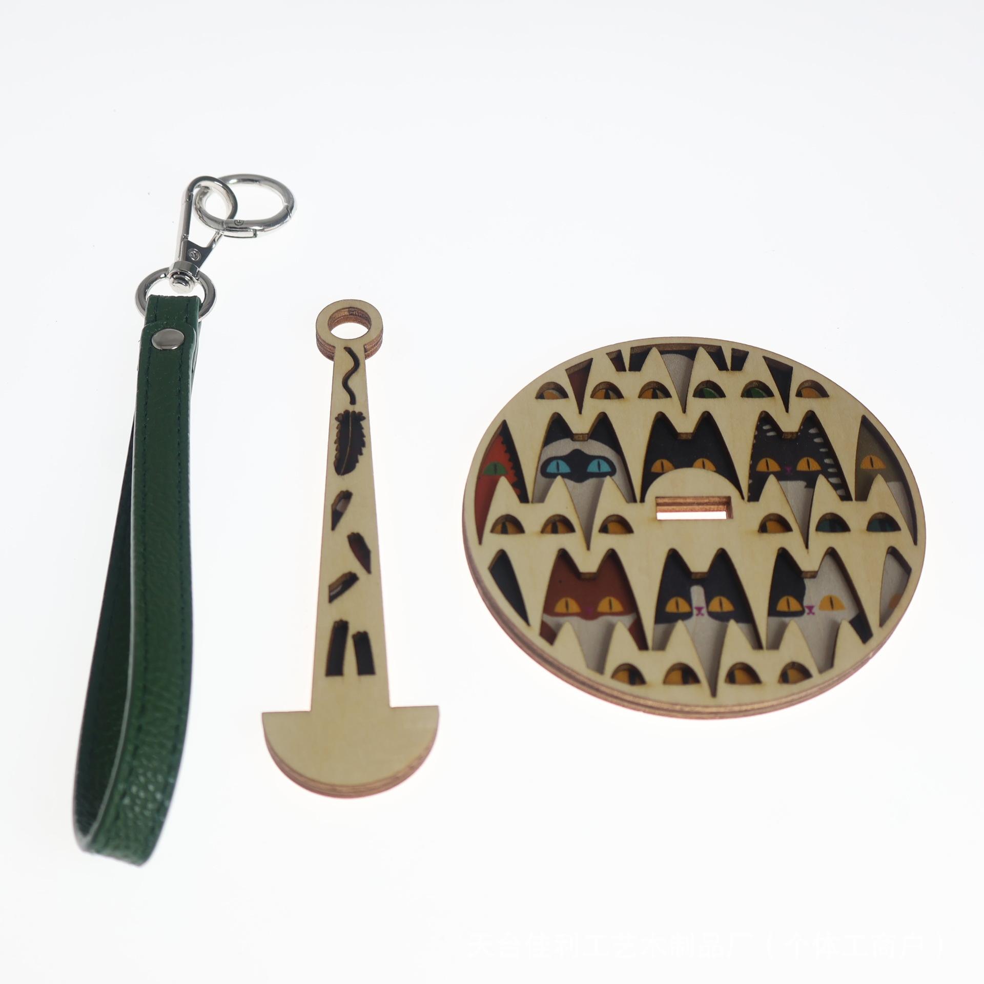 

Wooden, Portable, Wrist Yarn Holder, Craft Accessories, Knitting Tools, Knitted Scarf Accessories, Handmade Enthusiast Gifts