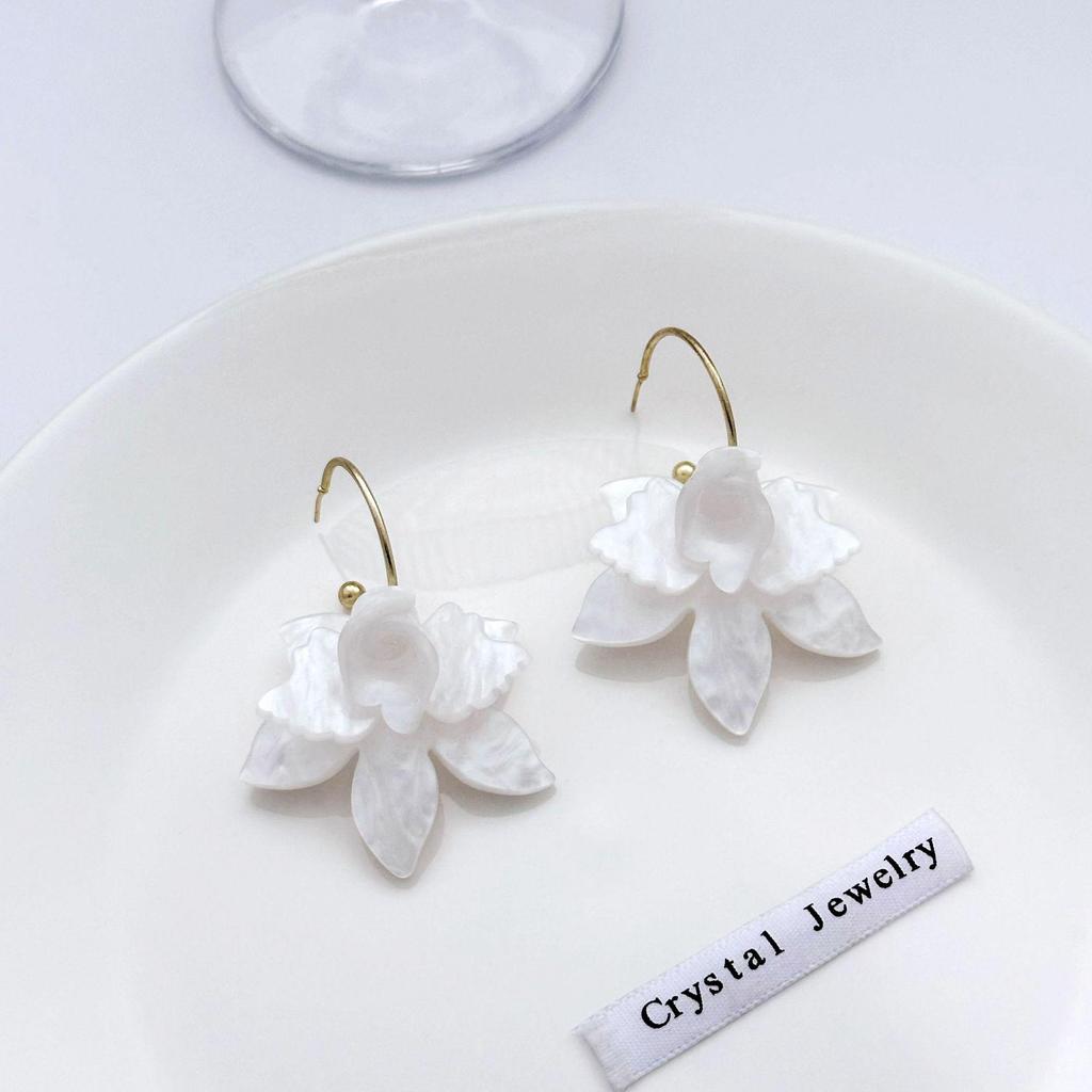 Gardenia White Coffee Petal Earrings - Silver, French Niche Design, Exquisite & Fairy-like.