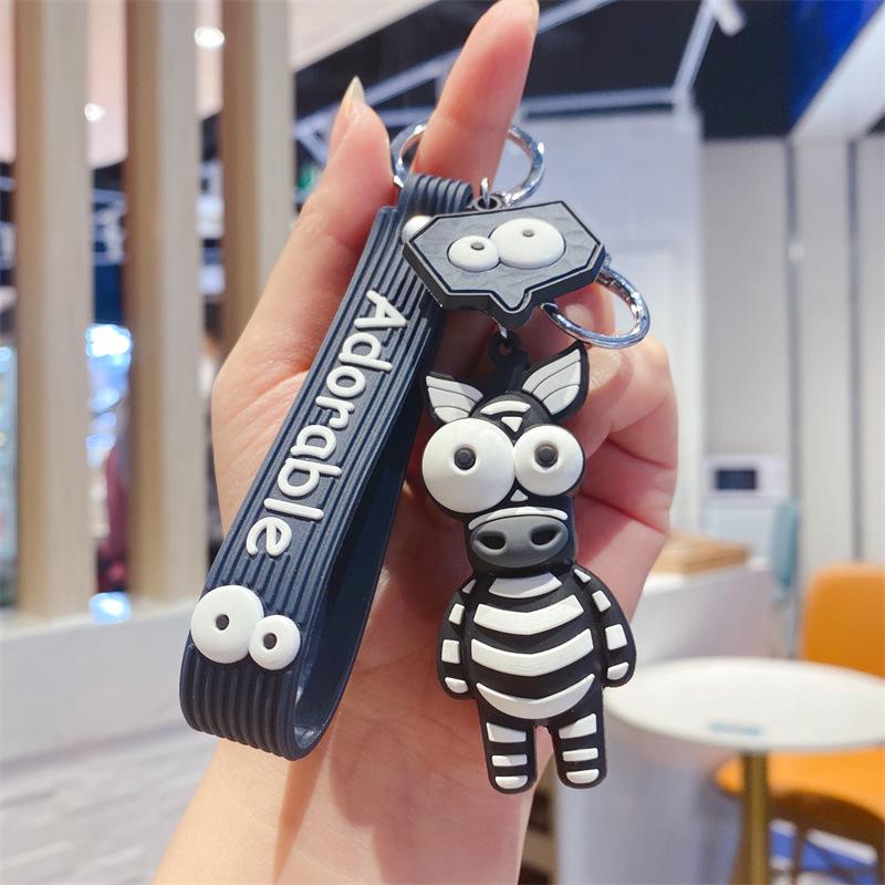 Cute Pop-Eyed Giraffe Keychain - Cartoon Animal Epoxy Bag Pendant