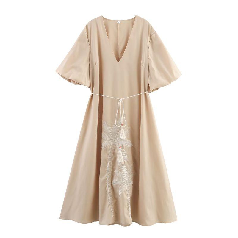 

Kaslead New Women clothes Western Style Fashion Simple Plus size Casual Embroidery V-neck Puff sleeve Dress Khaki 3XL