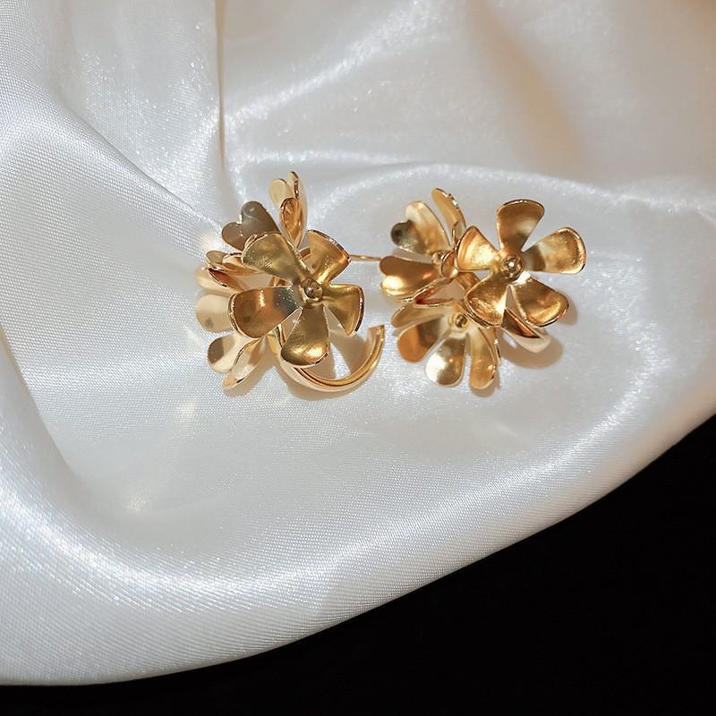 Vintage Silver Needle Round Flower Tassel Earrings - Retro Metallic Studs for Women