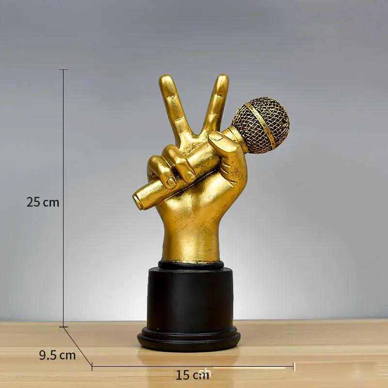 Gesture Finger Model Sculptures Decoration Home Art Resin Victory Decor Coffee Shop Creativity Vintage Desktop Crafts Statue