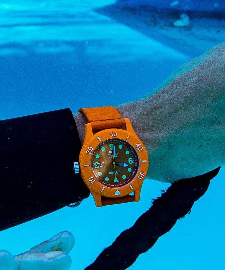 Watch TIME FOR OCEANS SUBMARINER NEMO Orange Official Import Swedish Nordic Design Recycled Nylon Strap TRIWA/Triwa Men's & Women's (Unisex)