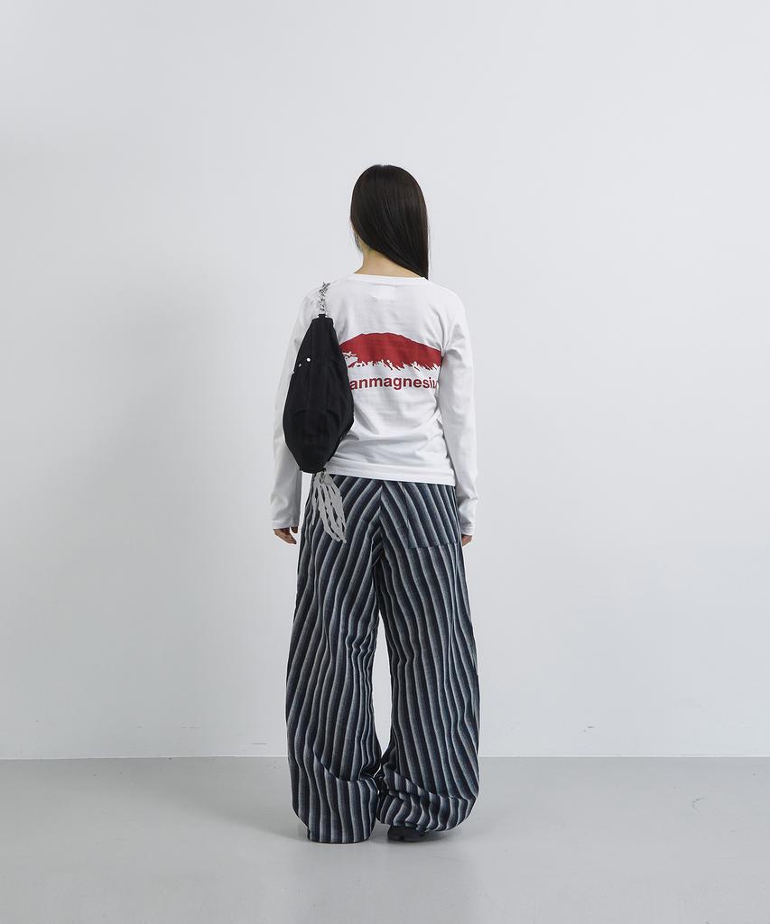 Tansanmageunesyum Hand Bone Diagonal Pants (Blue)