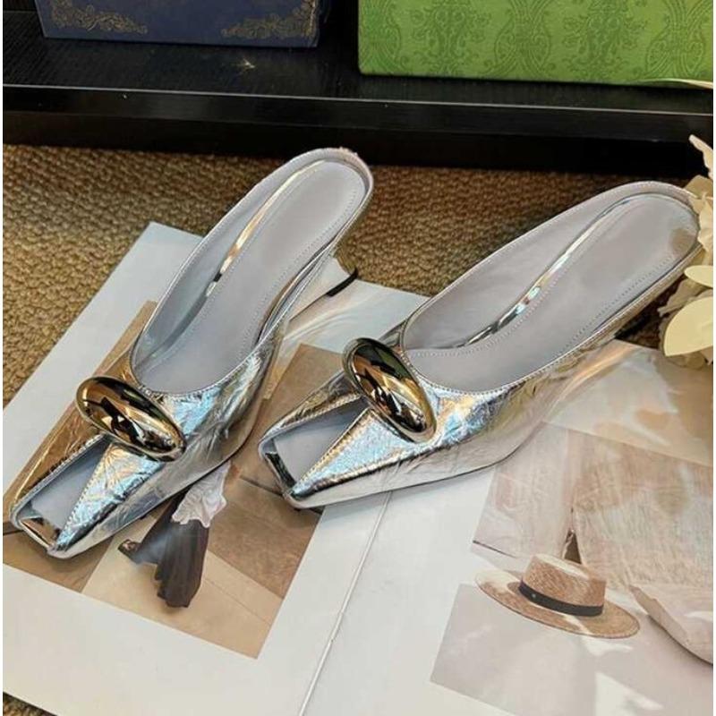 

Новые кожаные элегантные темпераментные шлепанцы с металлической пряжкой и открытым носком, модные туфли на плоской подошве, крутые шлепанцы, летние туфли-лодочки на высоком каблуке 42 серебряный