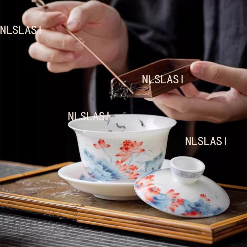 Jingdezhen Covered Bowl Sheep Fat Jade Tea Bowl Hoverable Tea Cup with Lid Chinese Underglaze Colored White Porcelain Teaset
