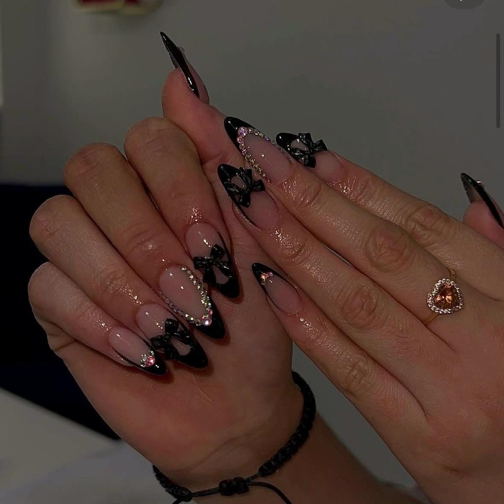24PCS Simple Black Polka Dots French Press On Nails Full Cover 3D Bowknot Pearl Almond Fake Nails for Women Ins Nail Fashionable