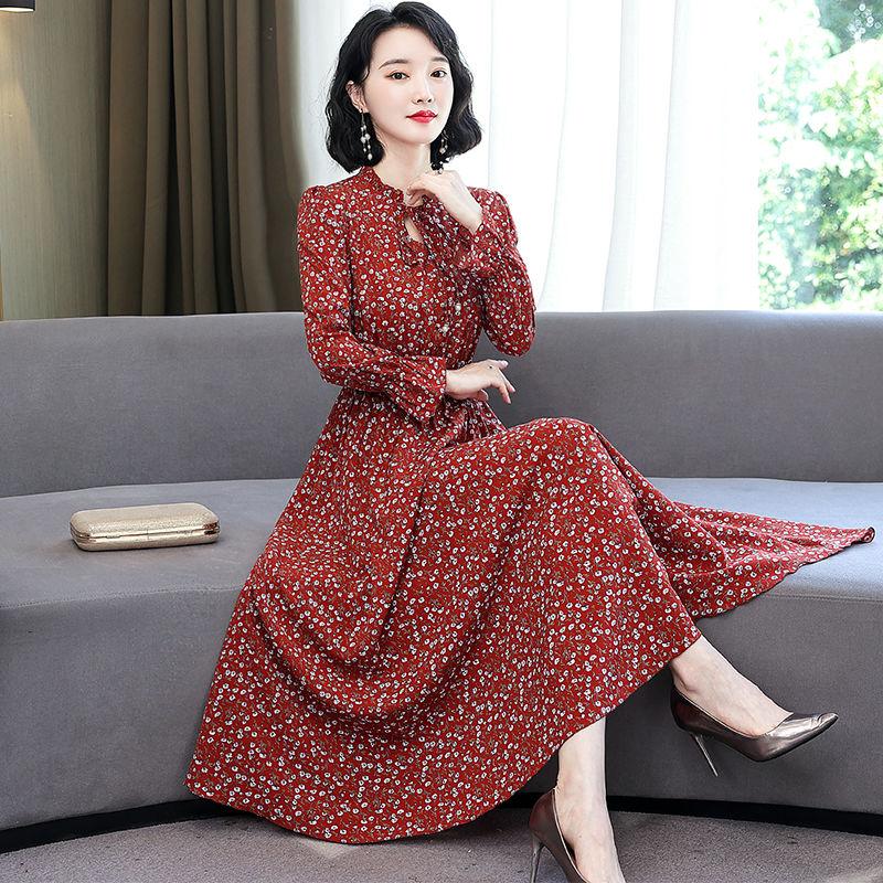 

Модное и элегантное шифоновое платье с длинными рукавами, цветочным принтом и утягивающим талию дизайном для женщин больших размеров на осень 4XL красный