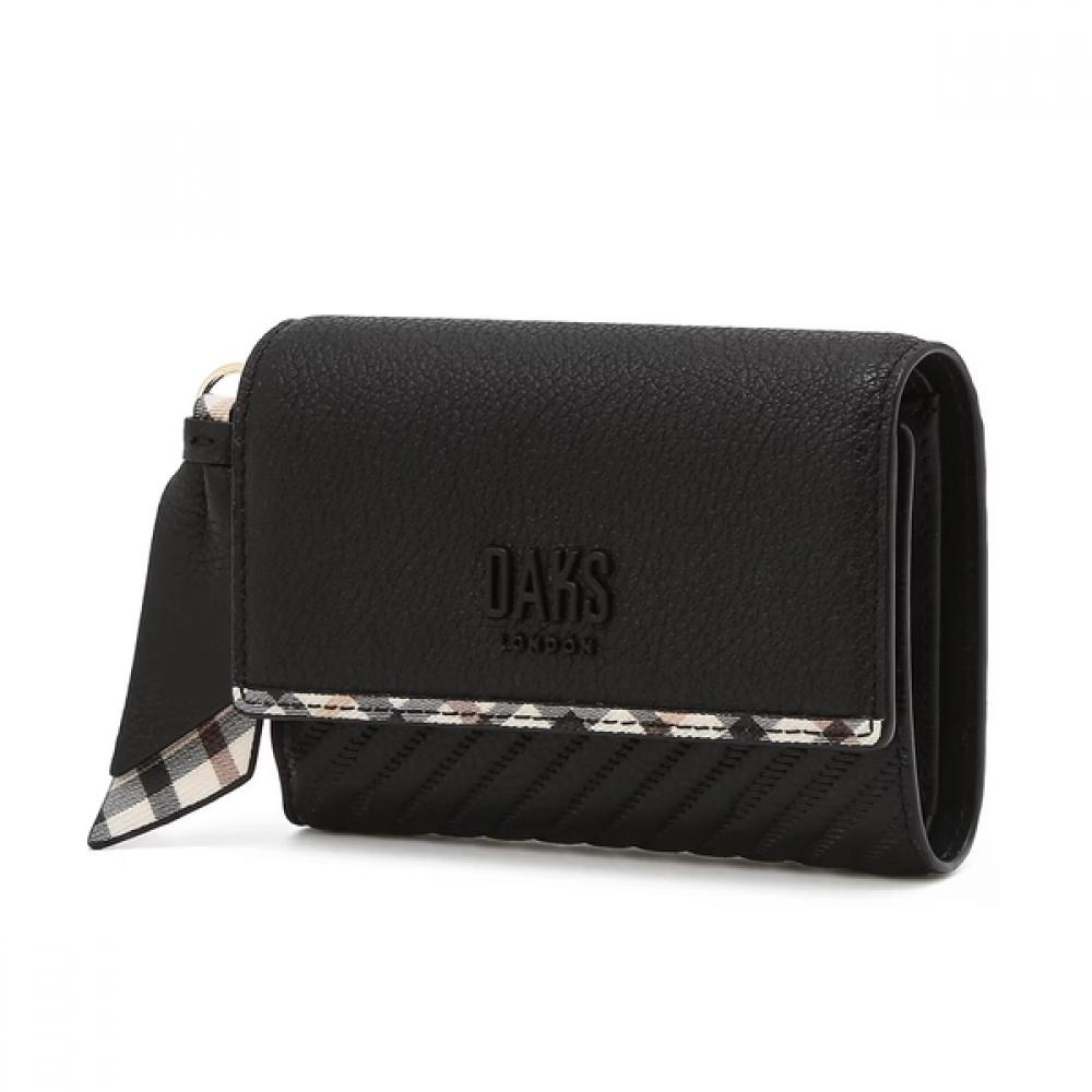 

Daks 3 Fold Wallet Black Cowhide Buckingham Dcwa6e222bk Single option
