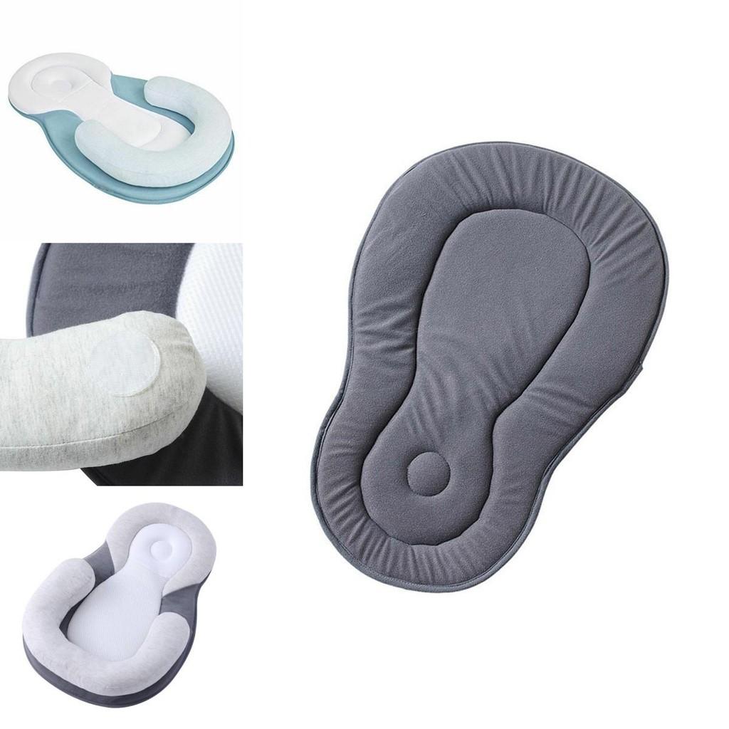 Tvarovací polštářek pro novorozence s designem proti převalování pro podporu spánku kojenců