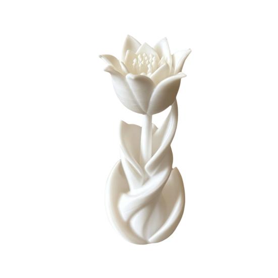 

Office Ornament 3D Printed Tulip Shape Decorative Figurine Integrated Molding PLA Small Sculpture Home Decor білий