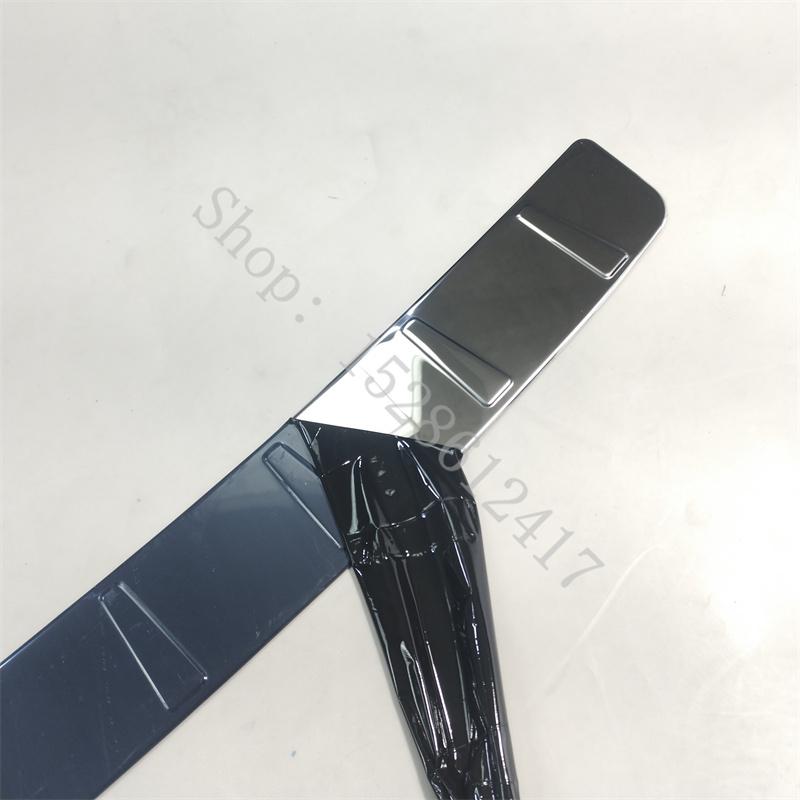 For Volvo XC60 2018 ~2025 Car Accessories Stainless Steel Rear Bumper Protector Sill Trunk Tread Plate Trim