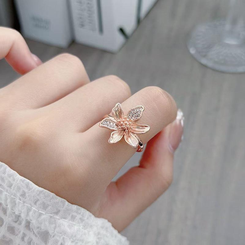 Rose Gold Flower Bee Gypsy Star Zircon Super Fairy Ring Female Heavy Industry Fashion Personality Stacked Index Finger Ring