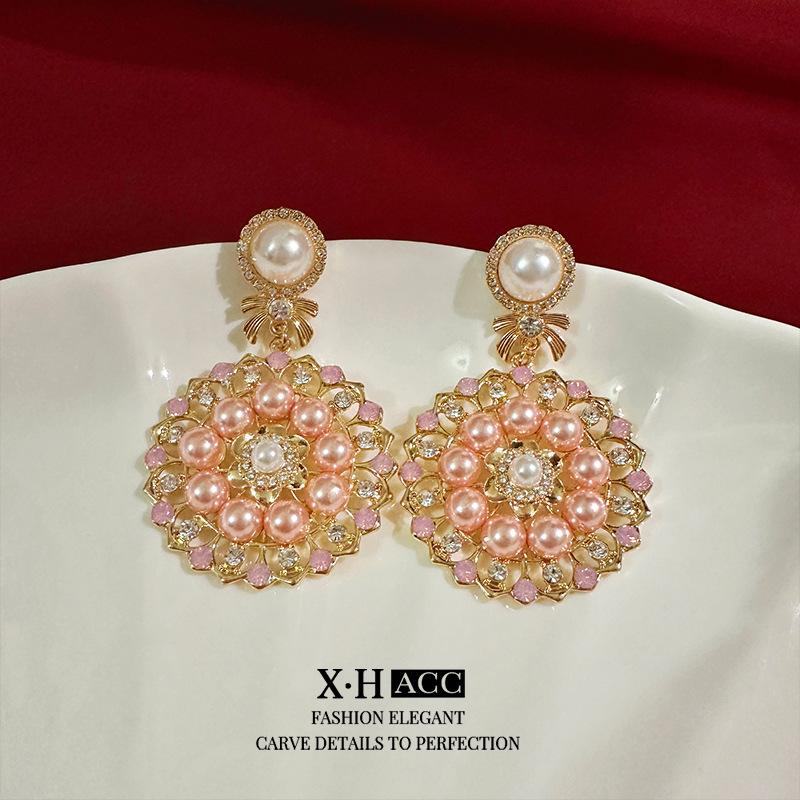 Vintage Bow Earrings: Timeless, High-End Retro Fashion Accessory