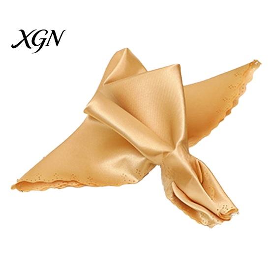 Wrinkle Resistant Napkins Scalloped Satin Napkin, Solid Color Glossy Cloth 17x17 Inch Silk Texture Reusable Silky Dinner Napkin for Weddings