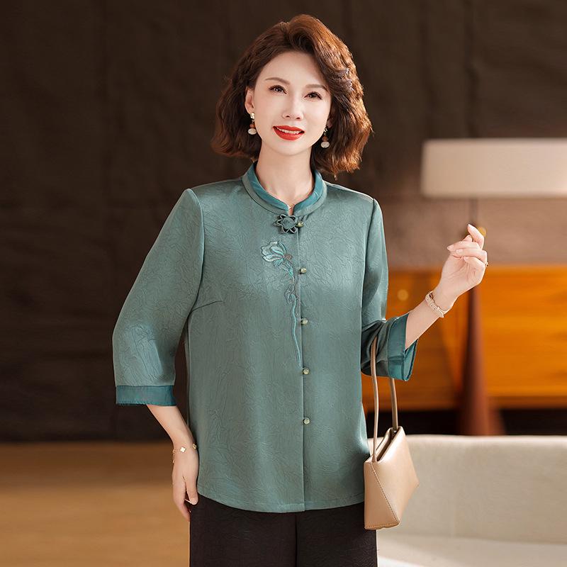 

Summer Shirts for Middle-Aged and Elderly Women: Chinese-Style Tops and Embroidered Grandma Outfits 3XL (135-150jin)
