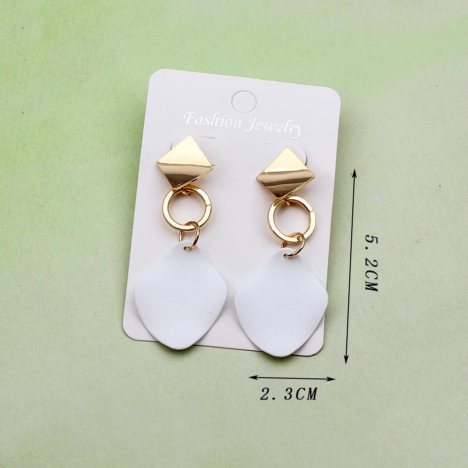 Trendy Rhombus Drop Earrings for Women Hollow Out Golden Twist Metal Irregular Uneven Oval Dangle Earrings Geometry Zircon