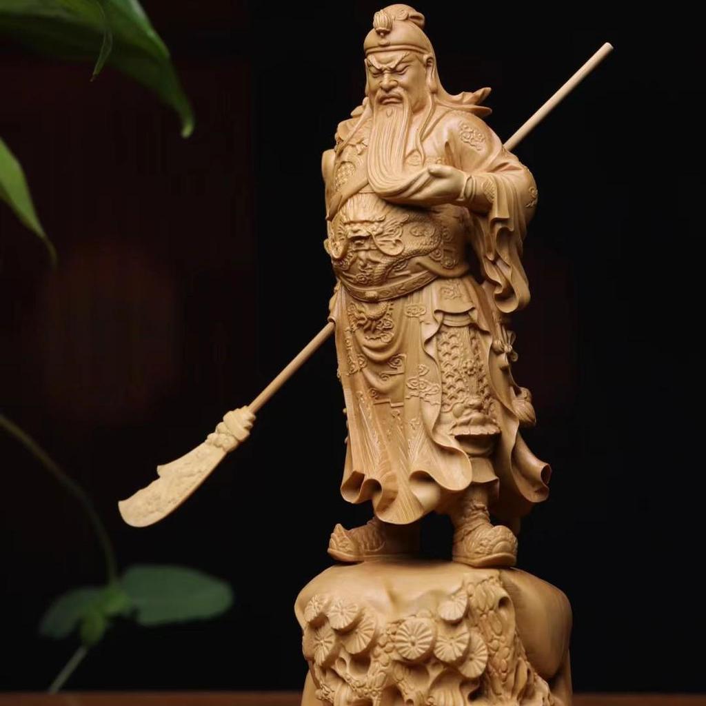Small-Leaf Boxwood Carving: Mighty Guan Gong Ornament, Scenic Spot Style