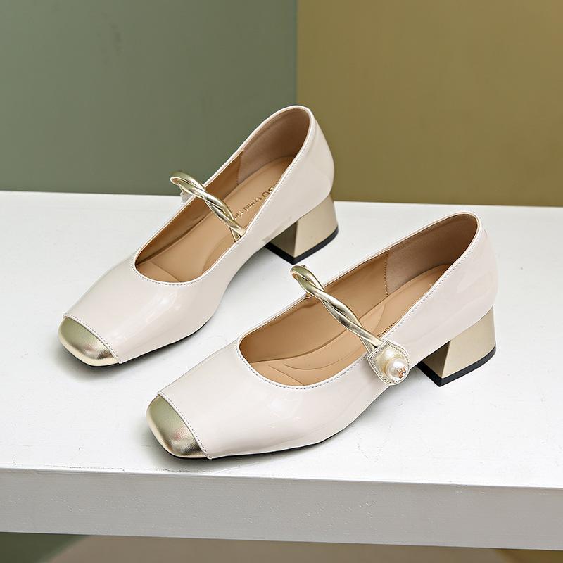 

Medium heel single shoes women s autumn new square head Mary Jane women s shoes versatile thick heels 40 бежевый