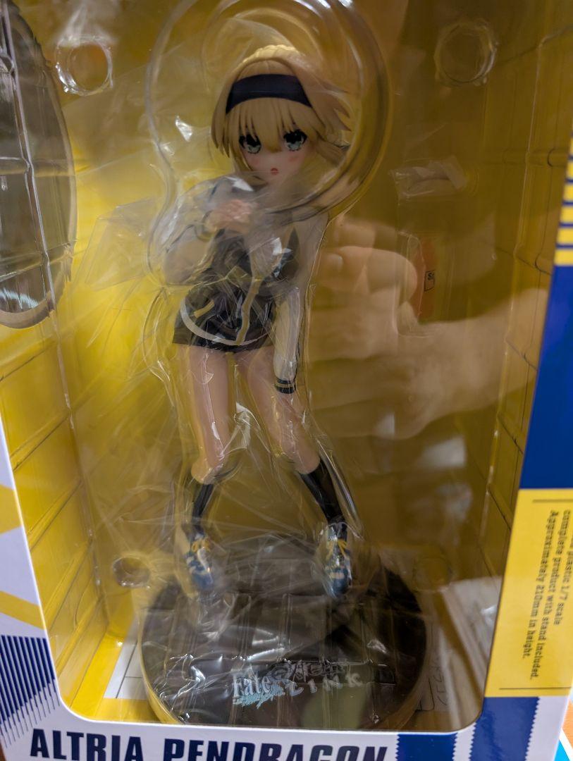 

[USED] Artoria figure 1/7