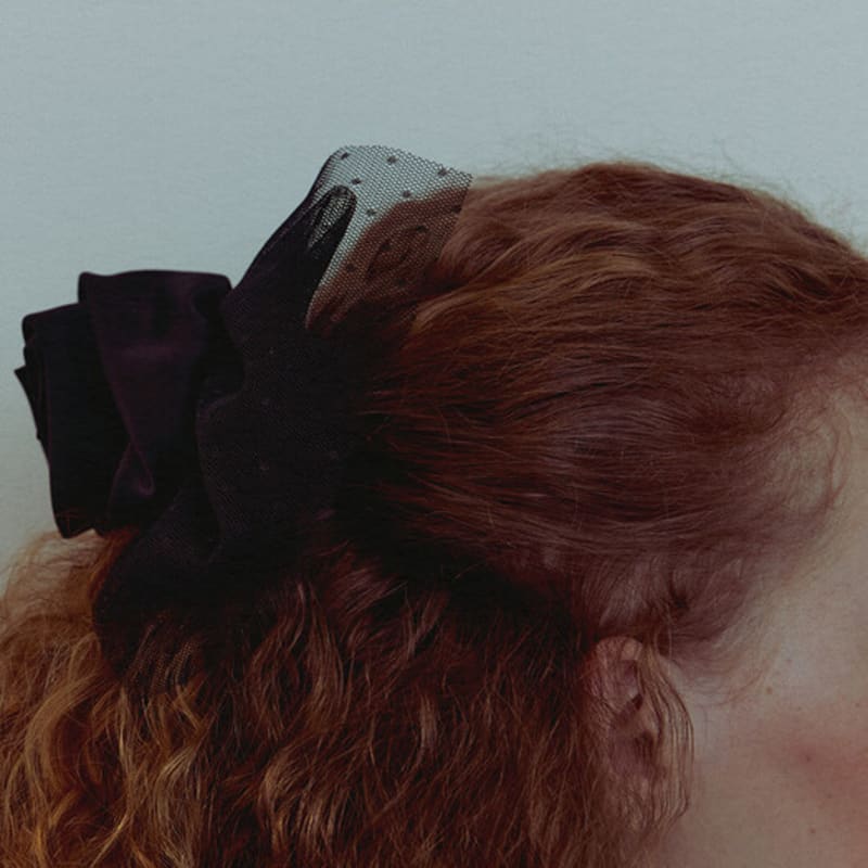 Elizabeth Moments Satin Rose Tüllband Haarspange
