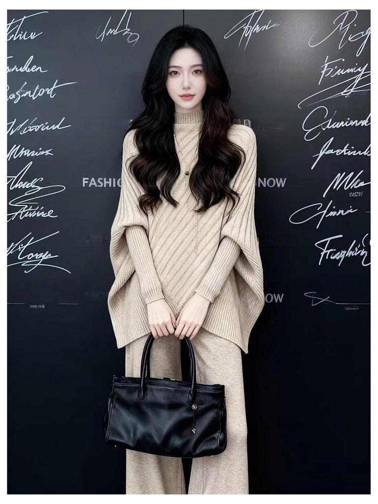 French Retro Casual Knit Two-Piece Set: Bat Sleeve Autumn/Winter Design, Comfortable Fit