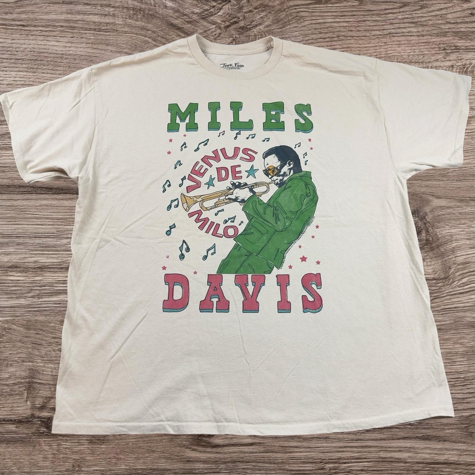 Miles Davis Venus de Milo Retro Graphic Adult Size 2X-Large Unisex T-Shirt XL