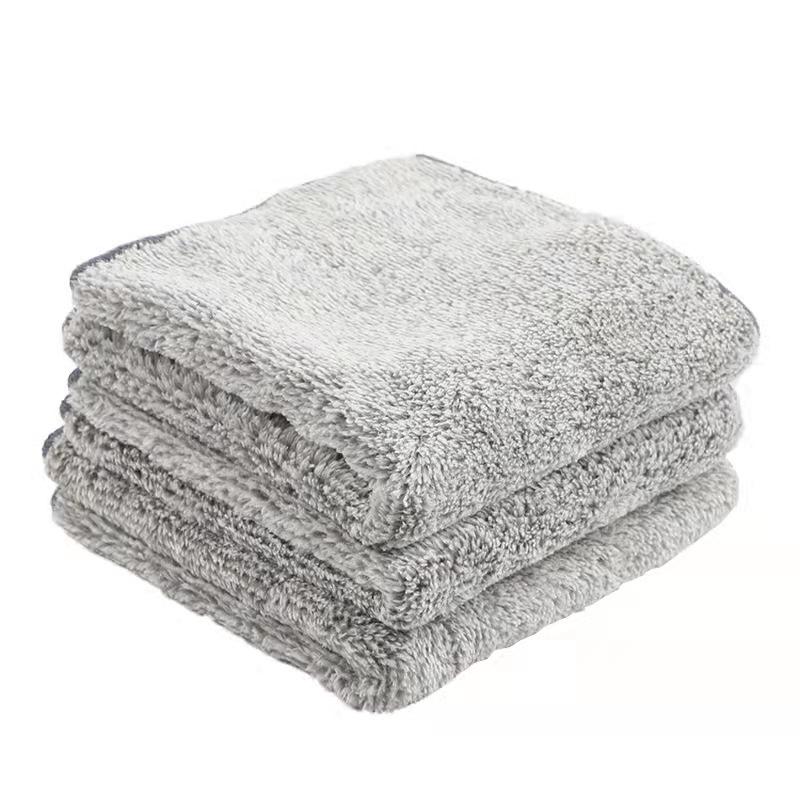 

Ткань для мытья посуды из бамбукового древесного угля, бытовая, водопоглощающая и удаляющая масло, не требующая ручной стирки, не оставляющая ворсинок тряпка 300 g coral fleece 20 * 20 светло-серый