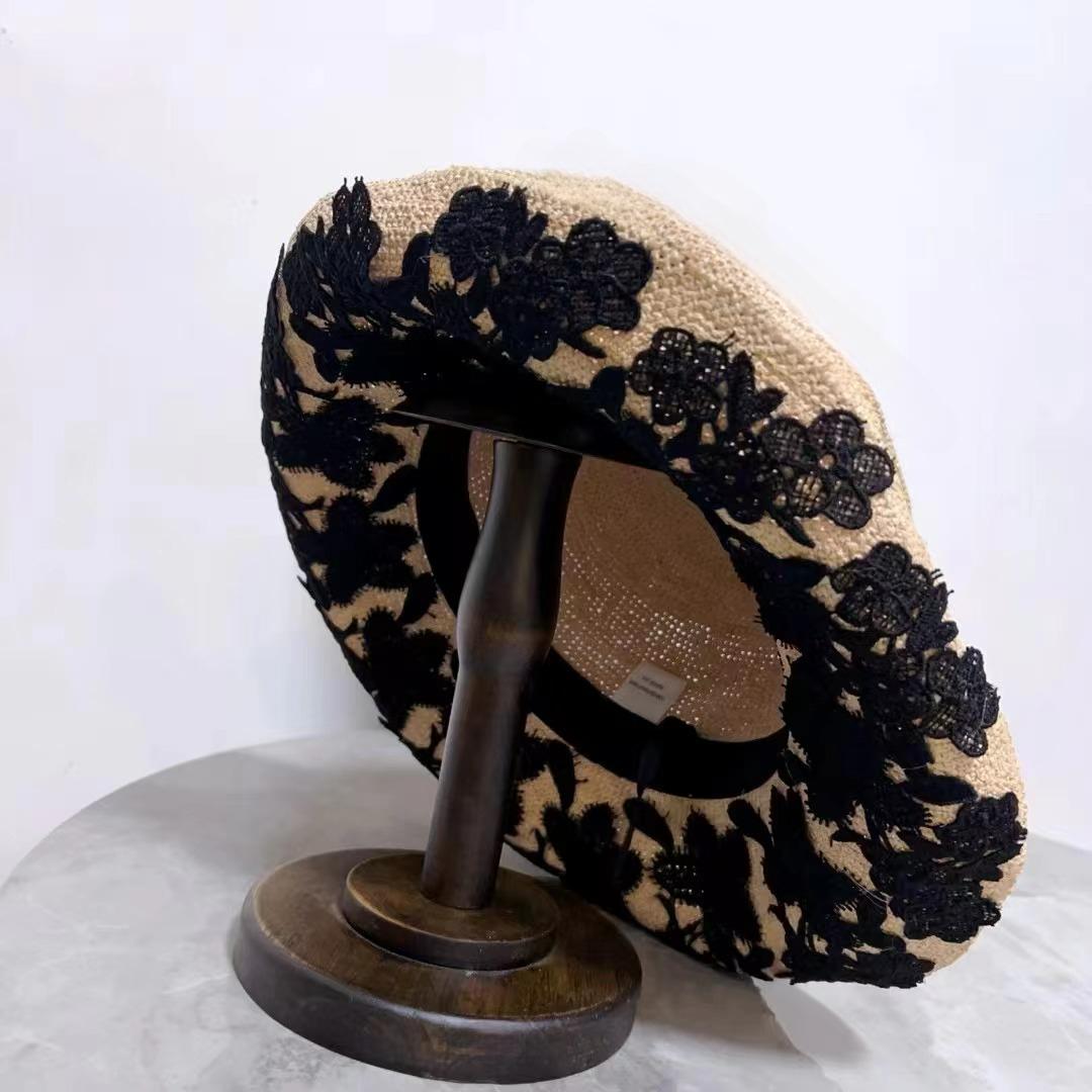 

Summer handmade Raffi straw hat women elegant fashion lace flowers large eaves sunblock foldable UV protection fisherman hat 56-58CM чорний
