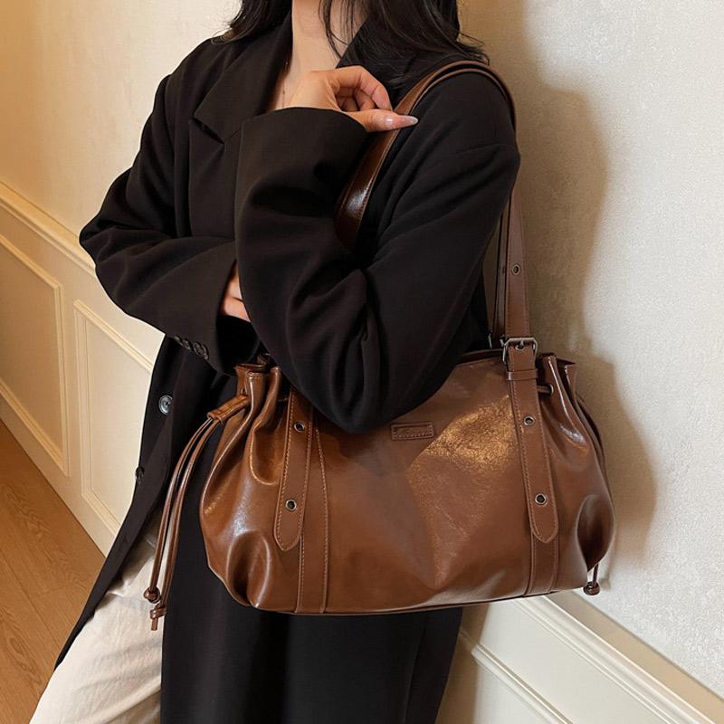 Light Luxury Brand Designer Shoulder Bag Korean-style Fashion Crossbody Bag Retro Trendy Commuter Bag Simple High-end Women Bags