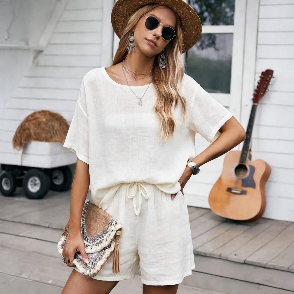 Fashionable Women's Temperament Loose Short Sleeved Shorts Set