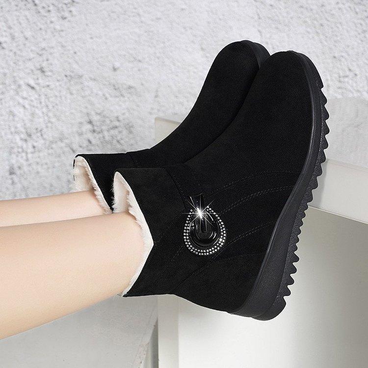Snow Boots Women's Platform Cotton Shoes Women's New Thick Velvet Matte Short Boots Slippery Warm Versatile Cotton Boots Batch