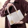 Mother's Day Gift: Embroidered New Chinese-style Large-capacity Handbag for Women, Elegant and High-end Crossbody Bag for Mothers