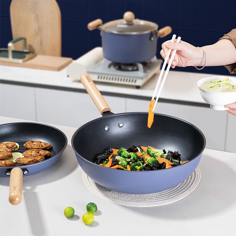 Debo Gomez Non-stick Cookware Set (3-Piece)