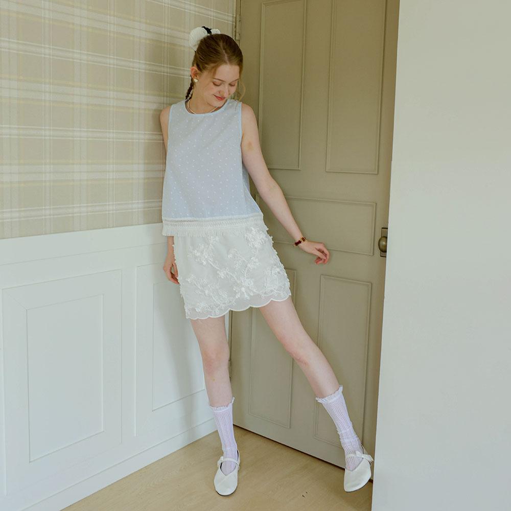 Ceme Adu Cest_Embroidered Floral Mini Skirt_White