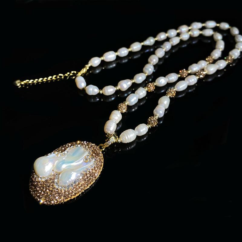 Set Baroque Pearl Necklace with Natural Shape Bright and Elegant Style Noble Sweater Chain