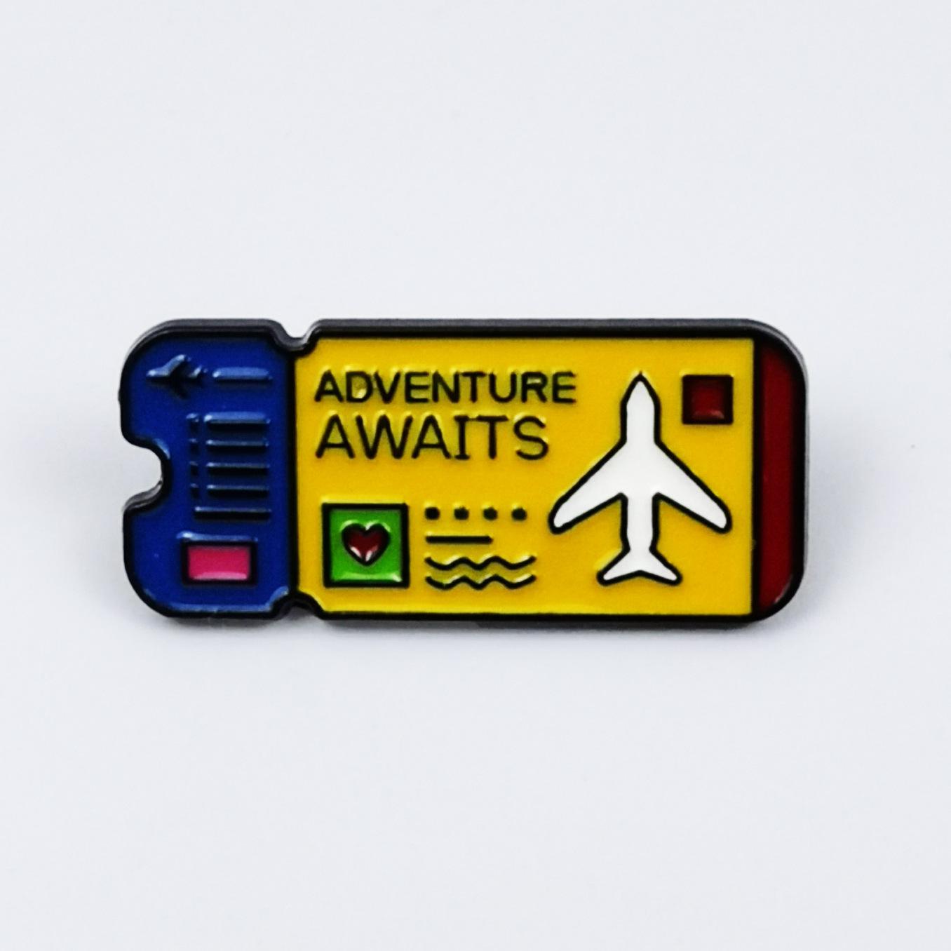 Creative Airplane Brooch: Cute Cartoon Plane Badge for Backpack Decoration