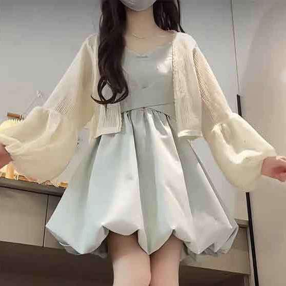 French Princess Waist-Cinched Spaghetti Strap Flower Bud Skirt with Hollow Sun Protection Shawl S
