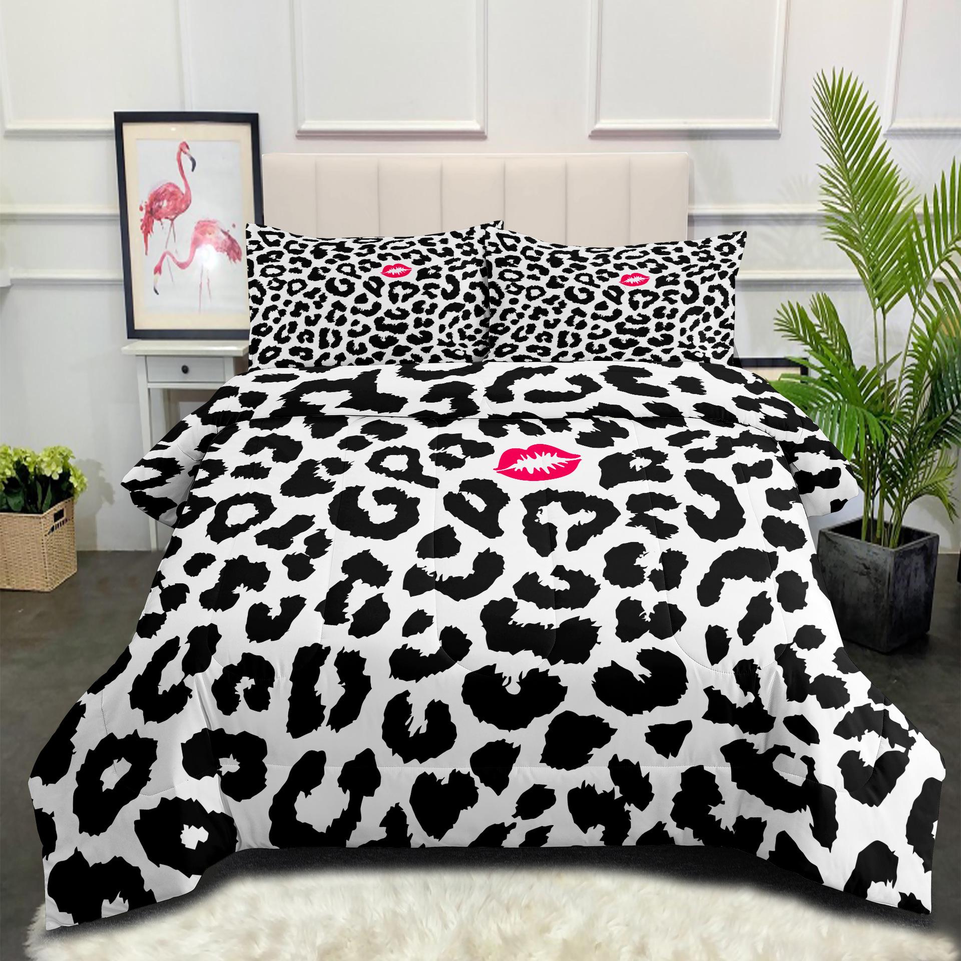

Rose Leopard Print Digital Printing Fat Quilt Three-piece Quilt Cover Set 140*200cm