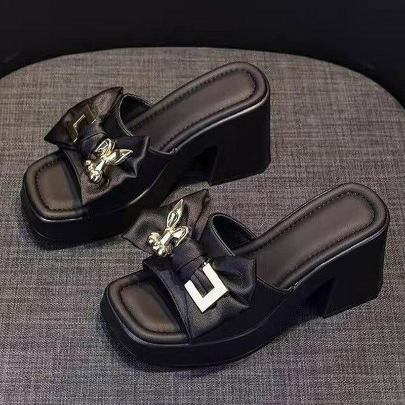 Super Fire Thick Heel Thick Bottom Beach Lazy One-word Drag Women Summer Wear 2025 New Internet Celebrity High Heel Cool Slippers