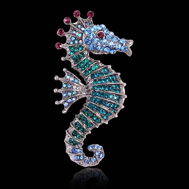 Trendy Seahorse Pin Exquisite Alloy Design Essential Fashion Accessory Elegant Seahorse Pin Decoration For Ladies