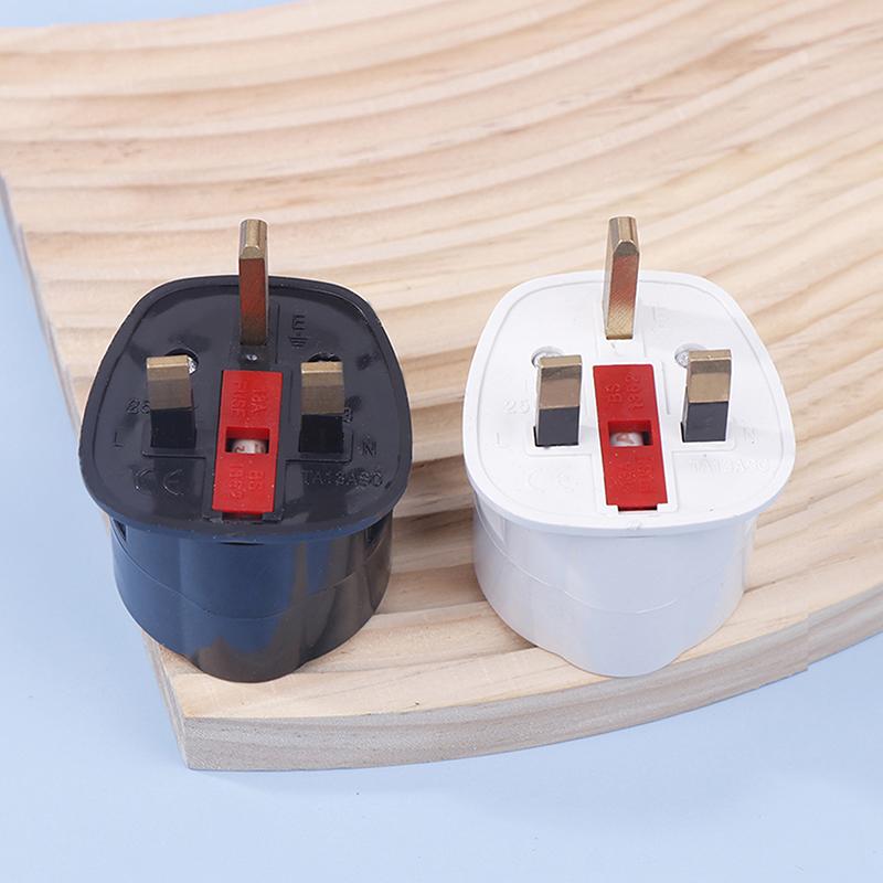 250V 13A Çok Fonksiyonlu Eu Avrupa - İngiltere Fiş Adaptörü 2 Pinli Güç Dönüştürücü Soket Seyahat Dubai Singapur Evrensel Adaptör