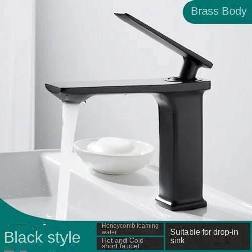 Bathroom Basin Faucet - White/Gold/Black/Chrome Brass, Deck Mounted Single Handle, Hot/Cold Spray чёрный