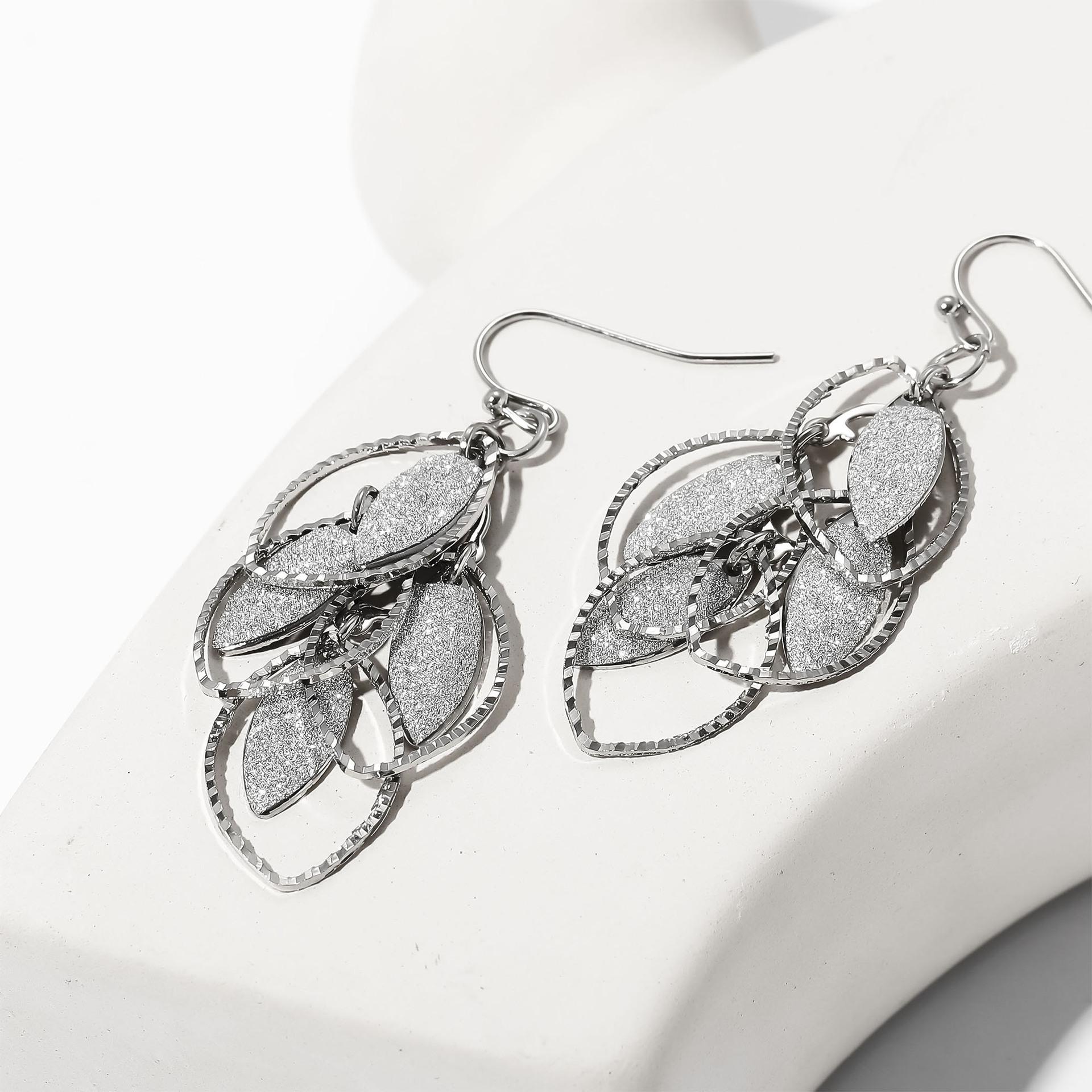 

Женские серьги-капли в богемном стиле с листьями one size