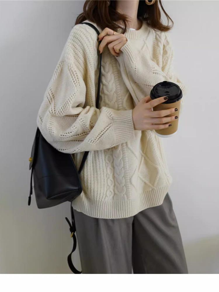 2025 Autumn/Winter Women's 100% Pure Wool Sweater—Round Neck, Warm Diamond Pattern, Classic Versatile Loose Fit