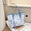 Premium light luxury tote bag large capacity  fresh and sweet printed shoulder bag fashionable versatile handbag bag